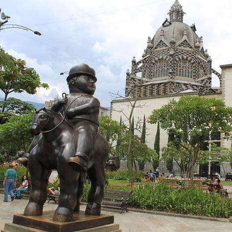 Botero Square Solar Hotels & Resorts Botero Square Solar Hotels & Resorts