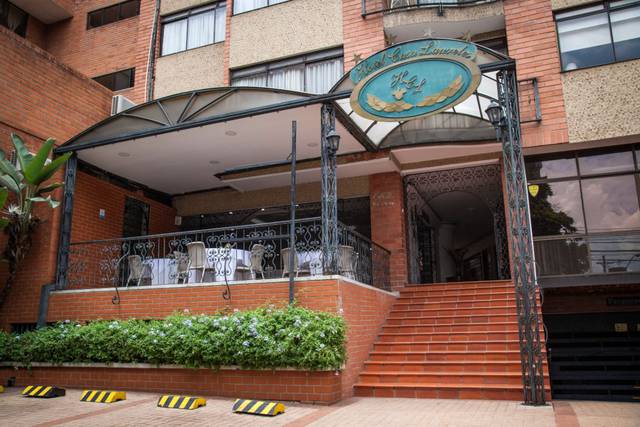 Fachada Hotel Casa Laureles Medellín Fachada Hotel Casa Laureles Medellín