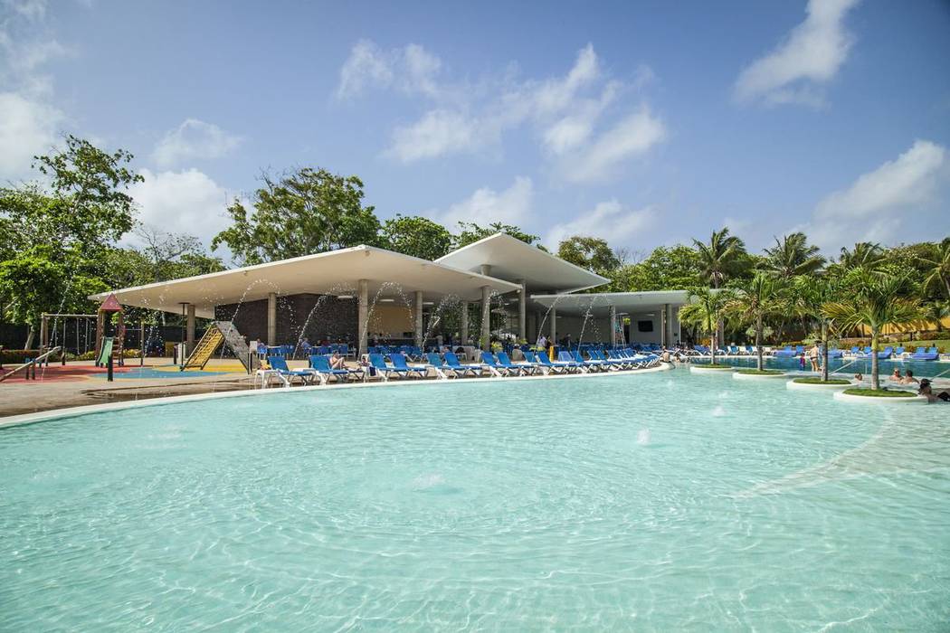 Piscina externa Hotel Sol Caribe Campo Ilha de San Andrés